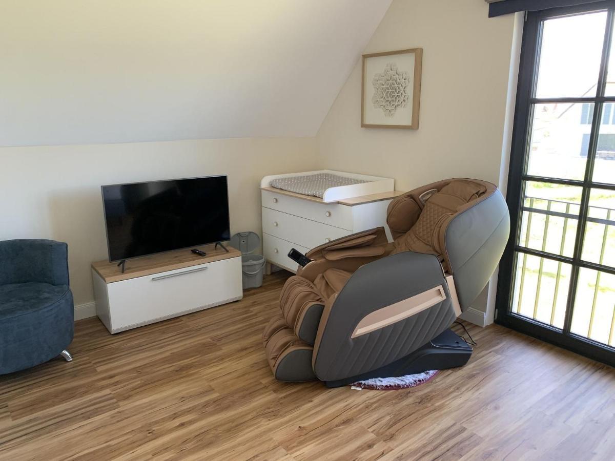 Reetland Am Meer - Premium Reetdachvilla Mit 3 Schlafzimmern, Sauna, Kamin Und Massagesessel F05 Dranske Exterior foto